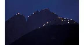 Herz Jesu - Bergfeuer in Südtirol